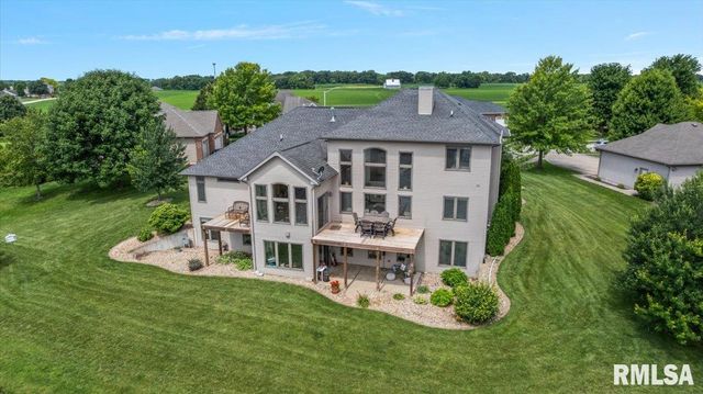 1070 Nine Rock Road, Sherman, IL 62684