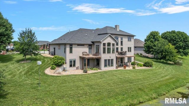 1070 Nine Rock Road, Sherman, IL 62684