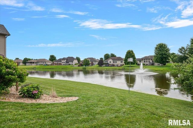 1070 Nine Rock Road, Sherman, IL 62684