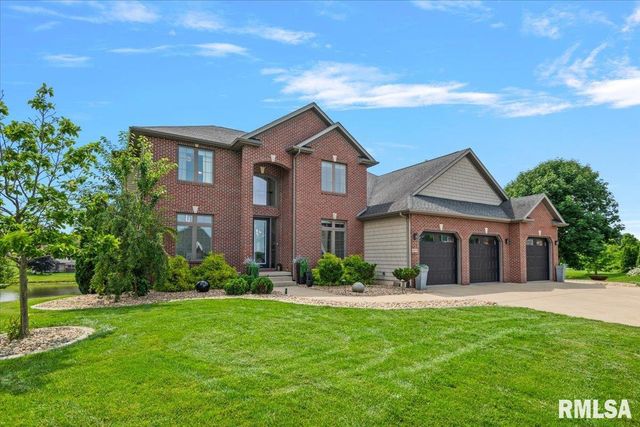 1070 Nine Rock Road, Sherman, IL 62684