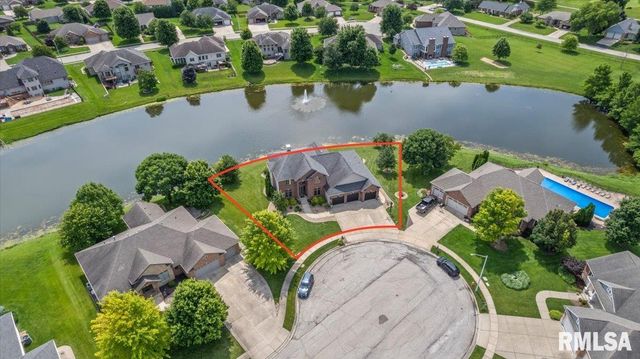 1070 Nine Rock Road, Sherman, IL 62684