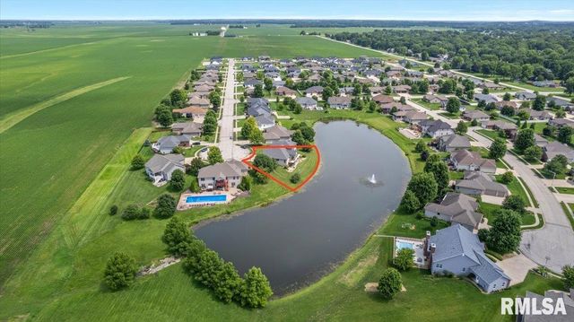 1070 Nine Rock Road, Sherman, IL 62684