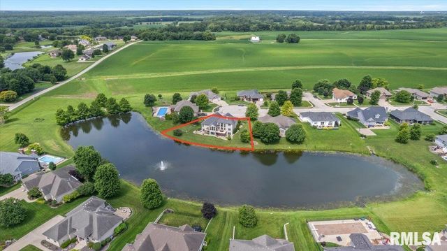 1070 Nine Rock Road, Sherman, IL 62684