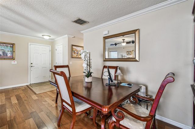 2416 MARTINS RUN, Tavares, FL 32778