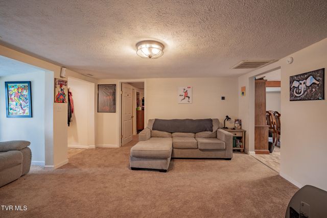 226 East Millpond Street, Kingsport, TN 37660