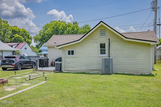 226 East Millpond Street, Kingsport, TN 37660