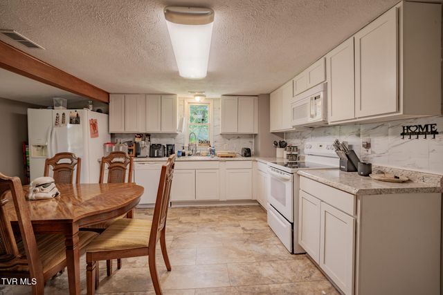 226 East Millpond Street, Kingsport, TN 37660
