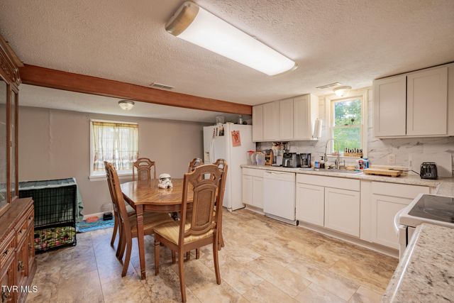 226 East Millpond Street, Kingsport, TN 37660