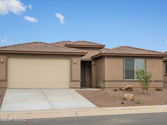 1511 E Cattle Graze Loop, Sahuarita, AZ 85629