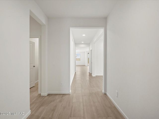 1511 E Cattle Graze Loop, Sahuarita, AZ 85629