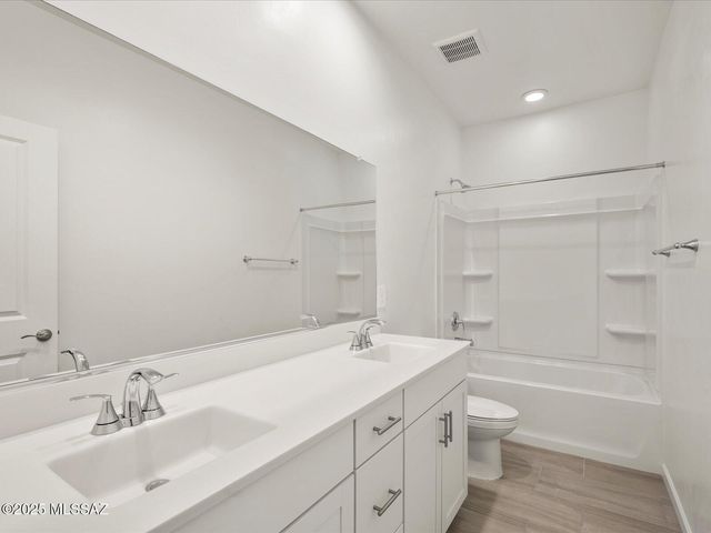 1511 E Cattle Graze Loop, Sahuarita, AZ 85629