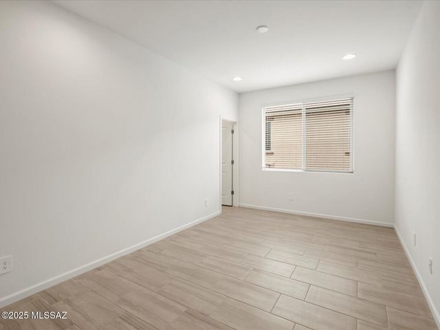 1511 E Cattle Graze Loop, Sahuarita, AZ 85629