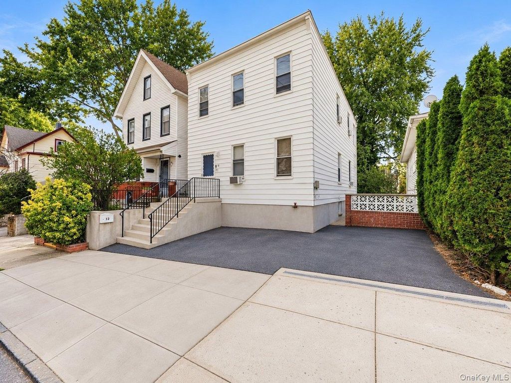 12 Edgewood Avenue, Yonkers, NY 10704 — photo 2