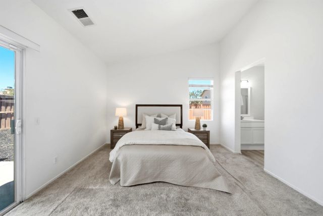 120 Estancia Way, Hemet, CA 92545