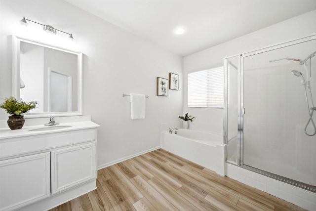 120 Estancia Way, Hemet, CA 92545