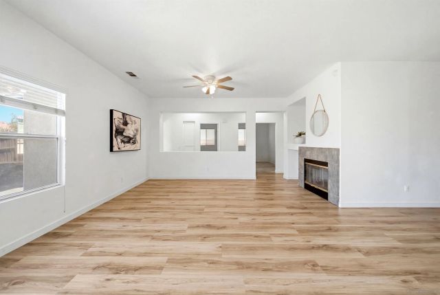 120 Estancia Way, Hemet, CA 92545