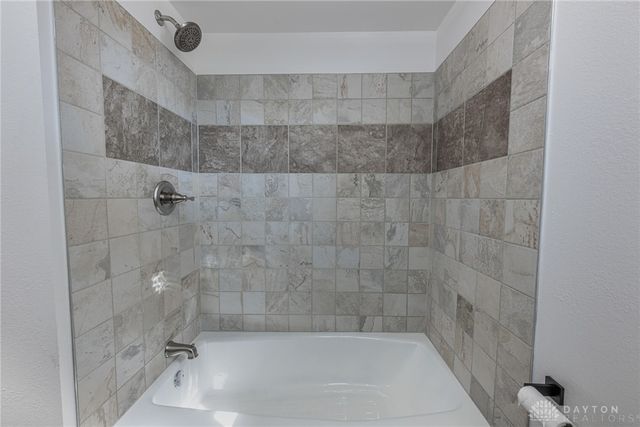 4124 Rosehill Drive, Beavercreek, OH 45431