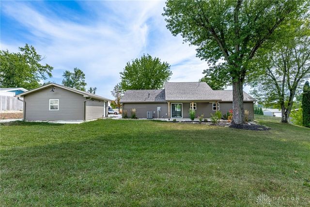 4124 Rosehill Drive, Beavercreek, OH 45431