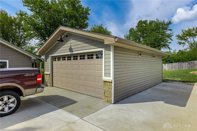 4124 Rosehill Drive, Beavercreek, OH 45431