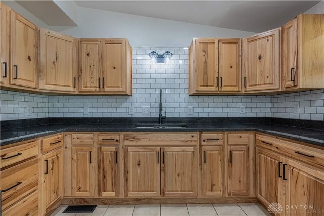 4124 Rosehill Drive, Beavercreek, OH 45431