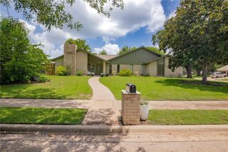 602 Chimney Rock Drive, Victoria, TX 77904