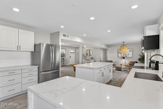 5410 E CACTUS Road, Scottsdale, AZ 85254