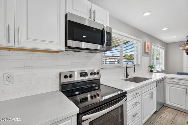 5410 E CACTUS Road, Scottsdale, AZ 85254