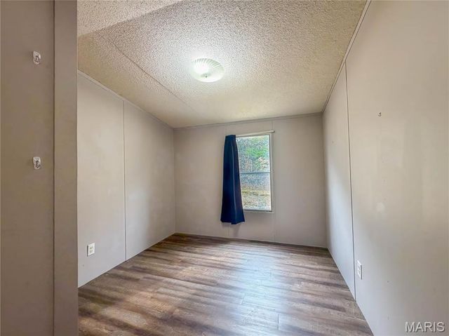 5868 State Road B, Hillsboro, MO 63050