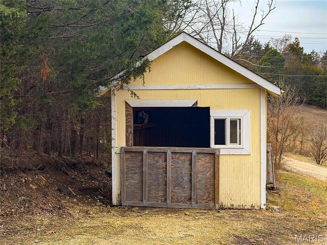 5868 State Road B, Hillsboro, MO 63050