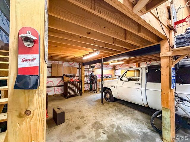 5868 State Road B, Hillsboro, MO 63050