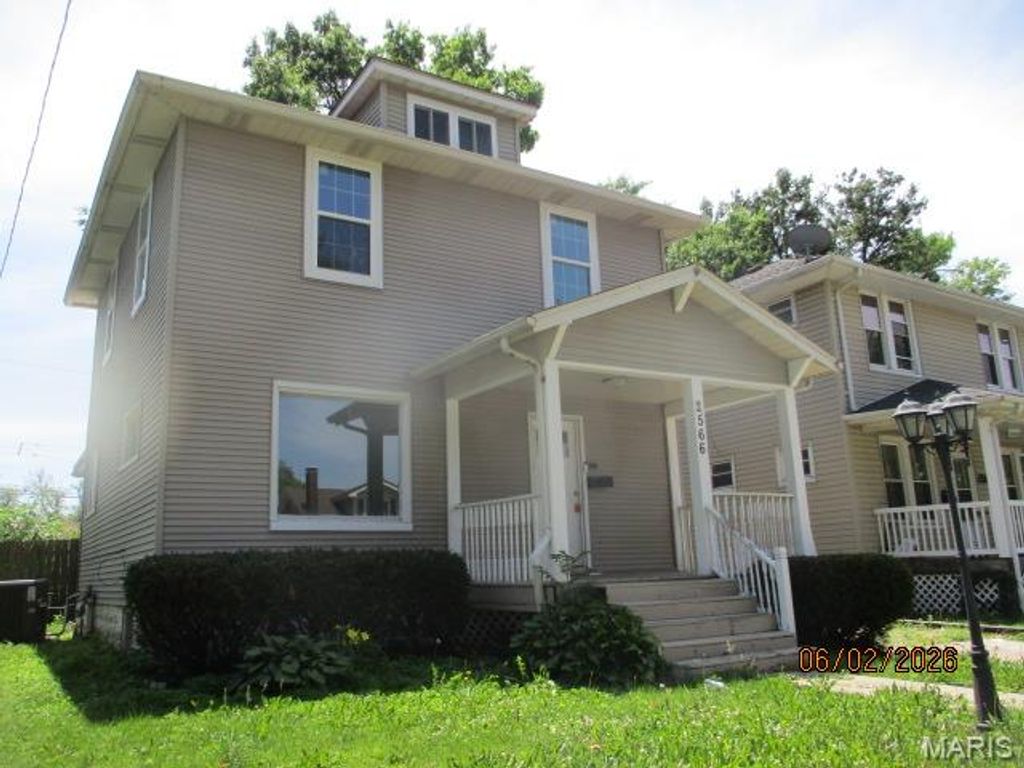 Image 1 of property listing at 2566 State Street, Granite City, IL 62040