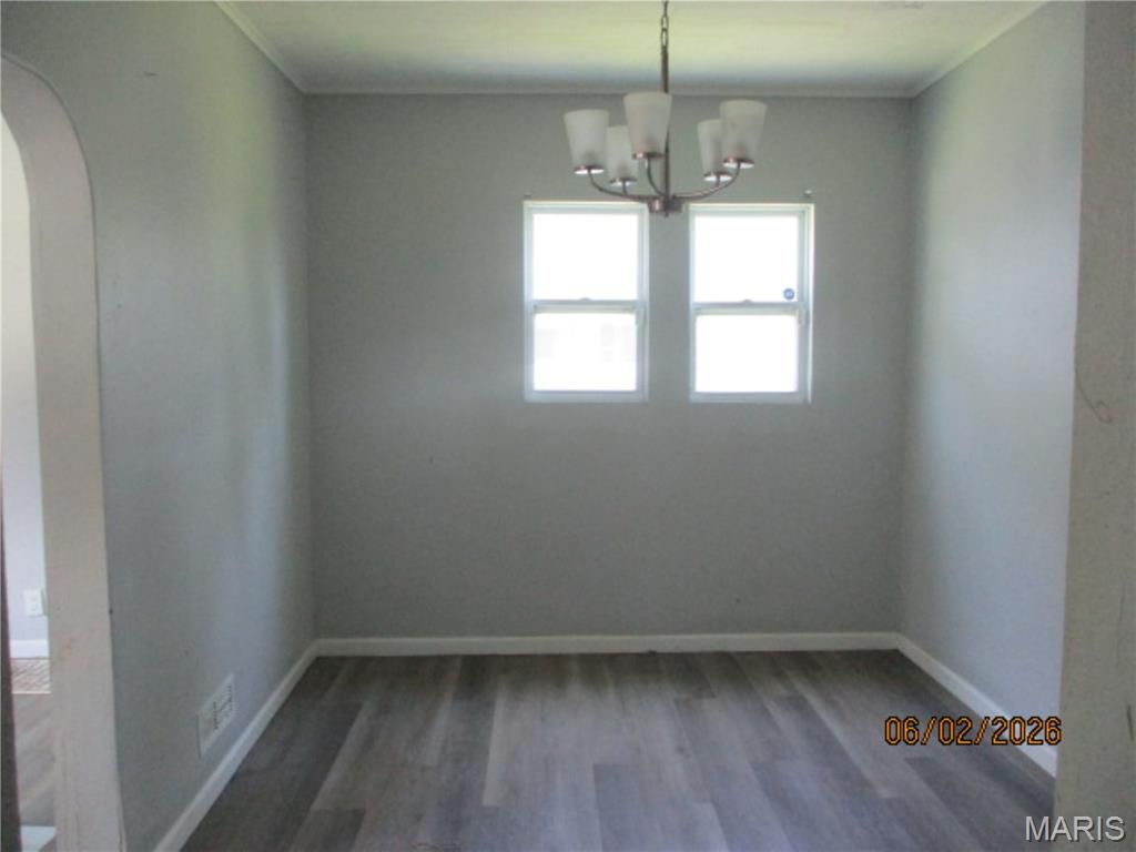 Image 6 of property listing at 2566 State Street, Granite City, IL 62040