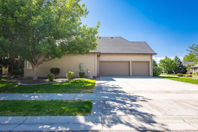 1141 E Crowne Pointe Drive, Eagle, ID 83616