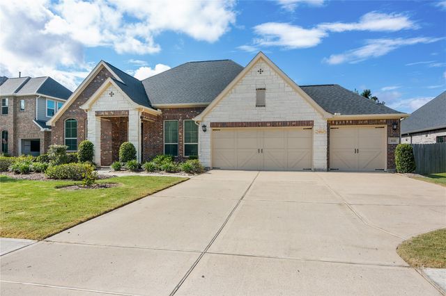 8320 Greenleaf Ridge Way, Conroe, TX 77385