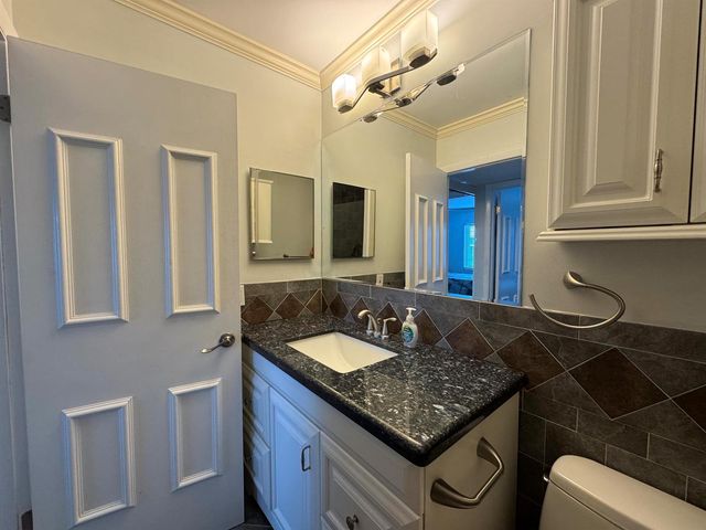 510 Flanders K, Delray Beach, FL 33484