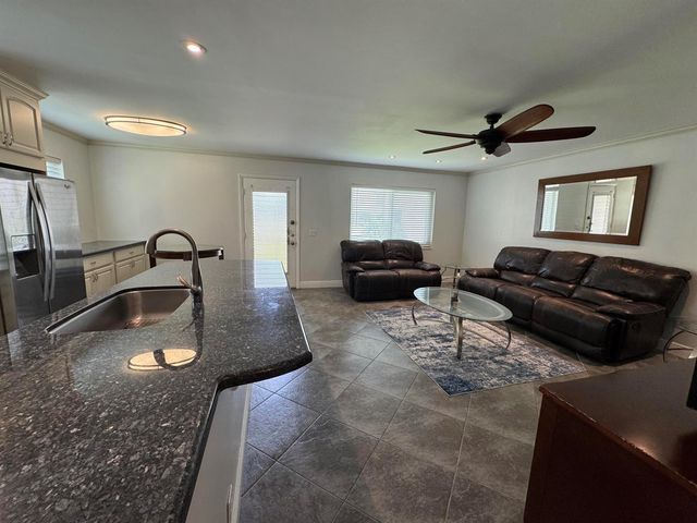 510 Flanders K, Delray Beach, FL 33484