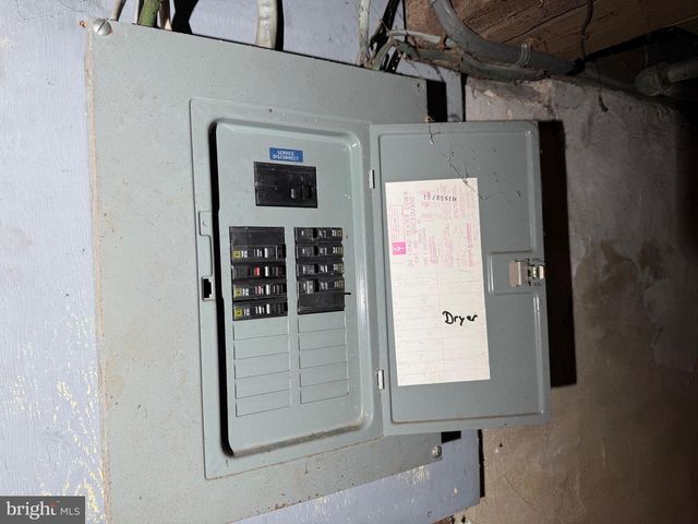 418 DERSTINE AVE, Lansdale, PA 19446