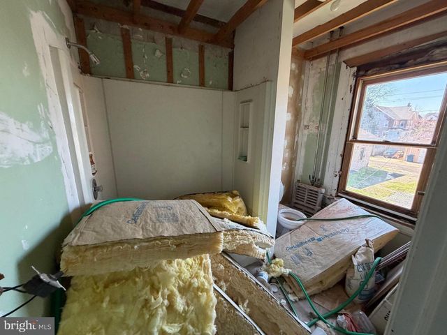 418 DERSTINE AVE, Lansdale, PA 19446