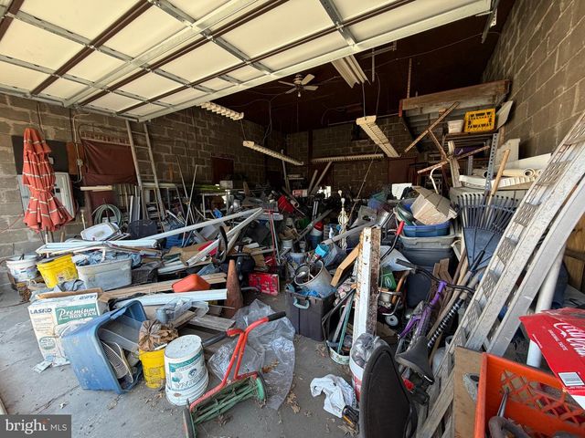 418 DERSTINE AVE, Lansdale, PA 19446