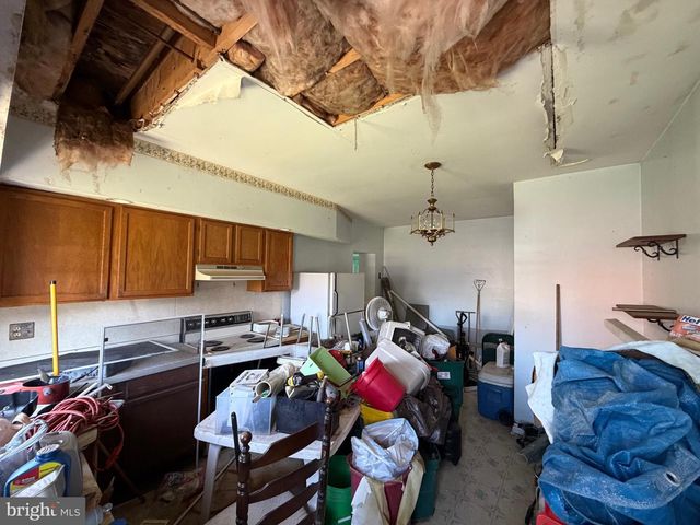 418 DERSTINE AVE, Lansdale, PA 19446