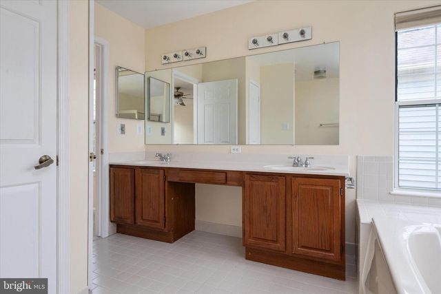 7912 KARA CT, Greenbelt, MD 20770