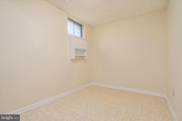 7912 KARA CT, Greenbelt, MD 20770