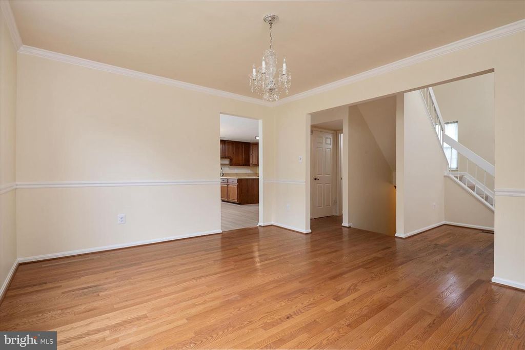 Image 11 of property listing at 7912 KARA CT, Greenbelt, MD 20770