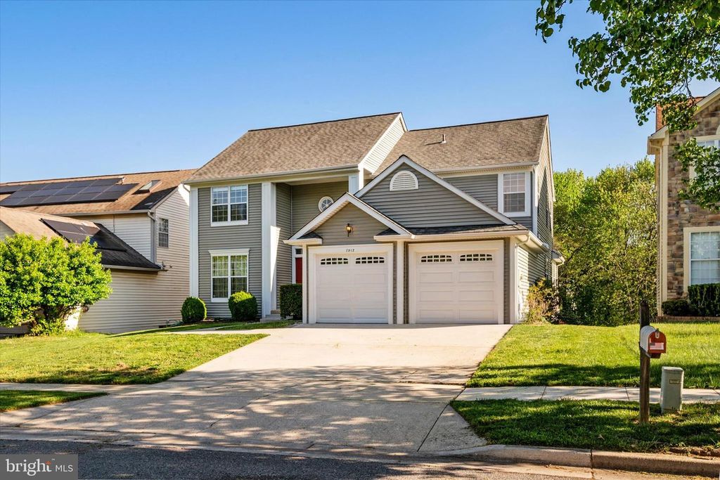 Image 2 of property listing at 7912 KARA CT, Greenbelt, MD 20770