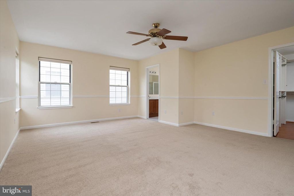 Image 24 of property listing at 7912 KARA CT, Greenbelt, MD 20770