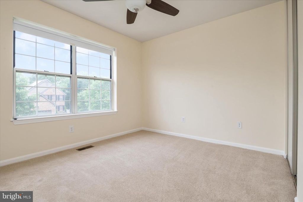 Image 35 of property listing at 7912 KARA CT, Greenbelt, MD 20770