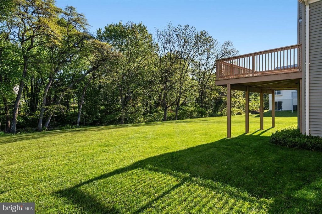 Image 46 of property listing at 7912 KARA CT, Greenbelt, MD 20770