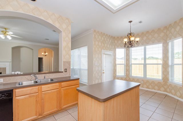 4319 Dow Way, Pasadena, TX 77505