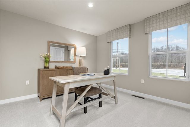 10 Maple Hill, South Franklin, PA 15301