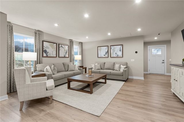 10 Maple Hill, South Franklin, PA 15301